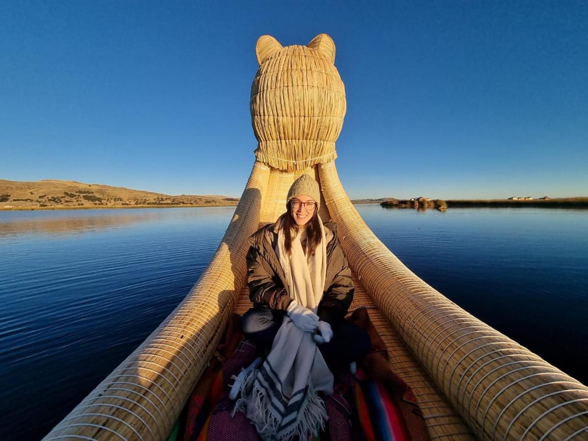 Uros Waliski Lodge Puno Exterior photo